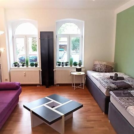 Apartment Fuer Bis Zu 7 Personen Mit Balkon Halberstadt Exterior photo