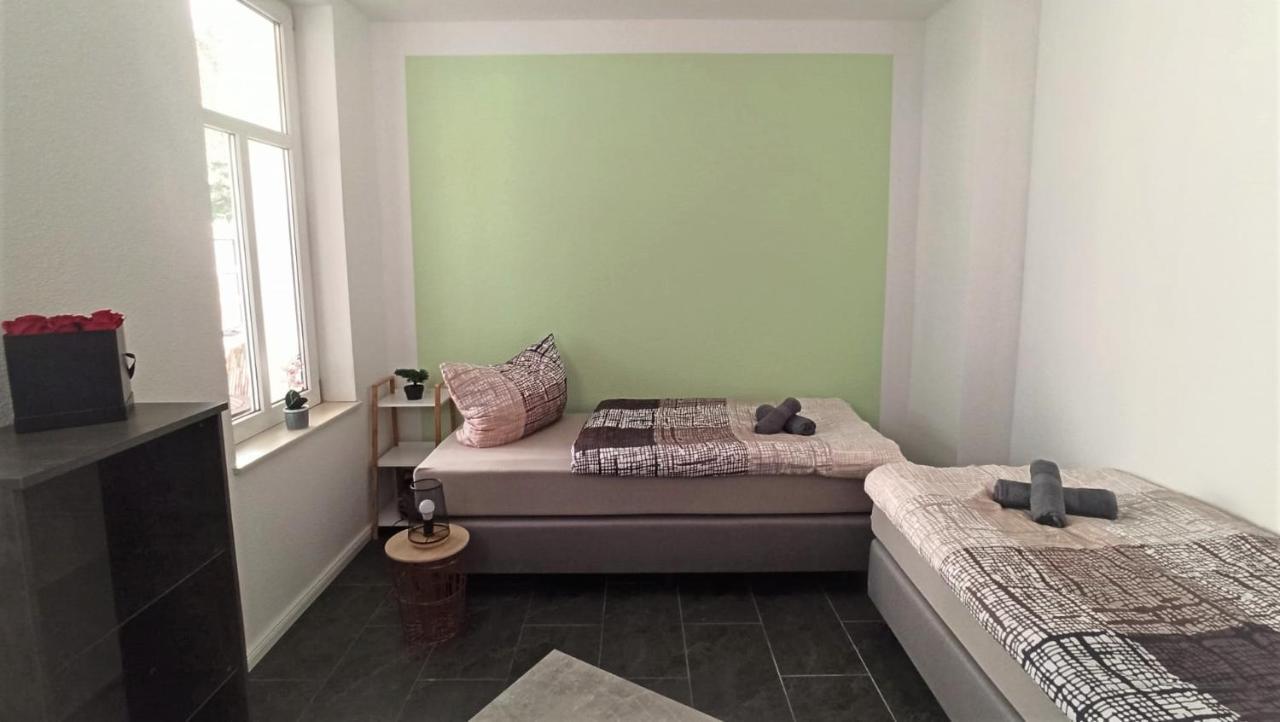 Apartment Fuer Bis Zu 7 Personen Mit Balkon Halberstadt Exterior photo